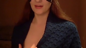 Russian Webcam Girl'S Solo Show With Insertion And Masturbation