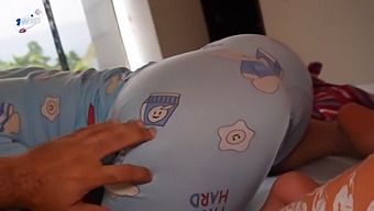 Dormo Nella Stessa Stanza Del Compagno Del Mio Patrigno