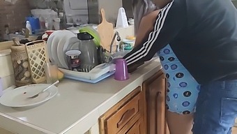 I Seduce And Have Sex With My Sister As If I Am Her Stepbrother, Showcasing Her Amazing Physique And Huge Butt