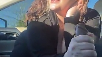 Cavalcata Selvaggia Di Uno Stallone Italiano Dalle Tette Naturali Con Una Bomba Bionda